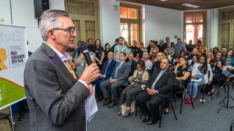 O evento ocorreu na Casa de Cultura Mario Quintana, em Porto Alegre, e foi transmitido para servidores e público externo